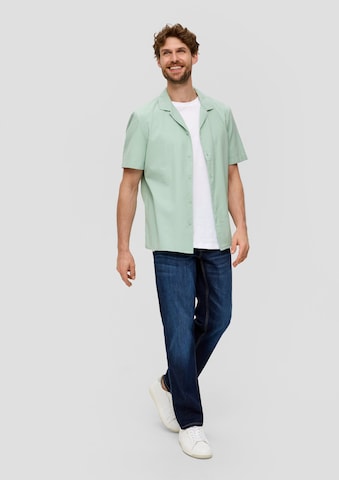 Coupe regular Chemise s.Oliver en vert