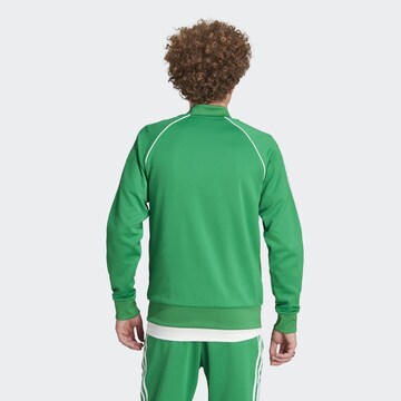 ADIDAS ORIGINALS Sweatjakke 'Adicolor Classics' i grøn