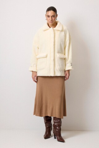 Touche Prive Jacke in Beige: Vorderseite