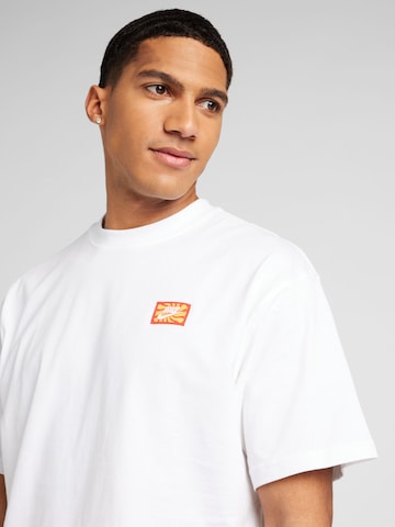 Nike Sportswear T-shirt i vit