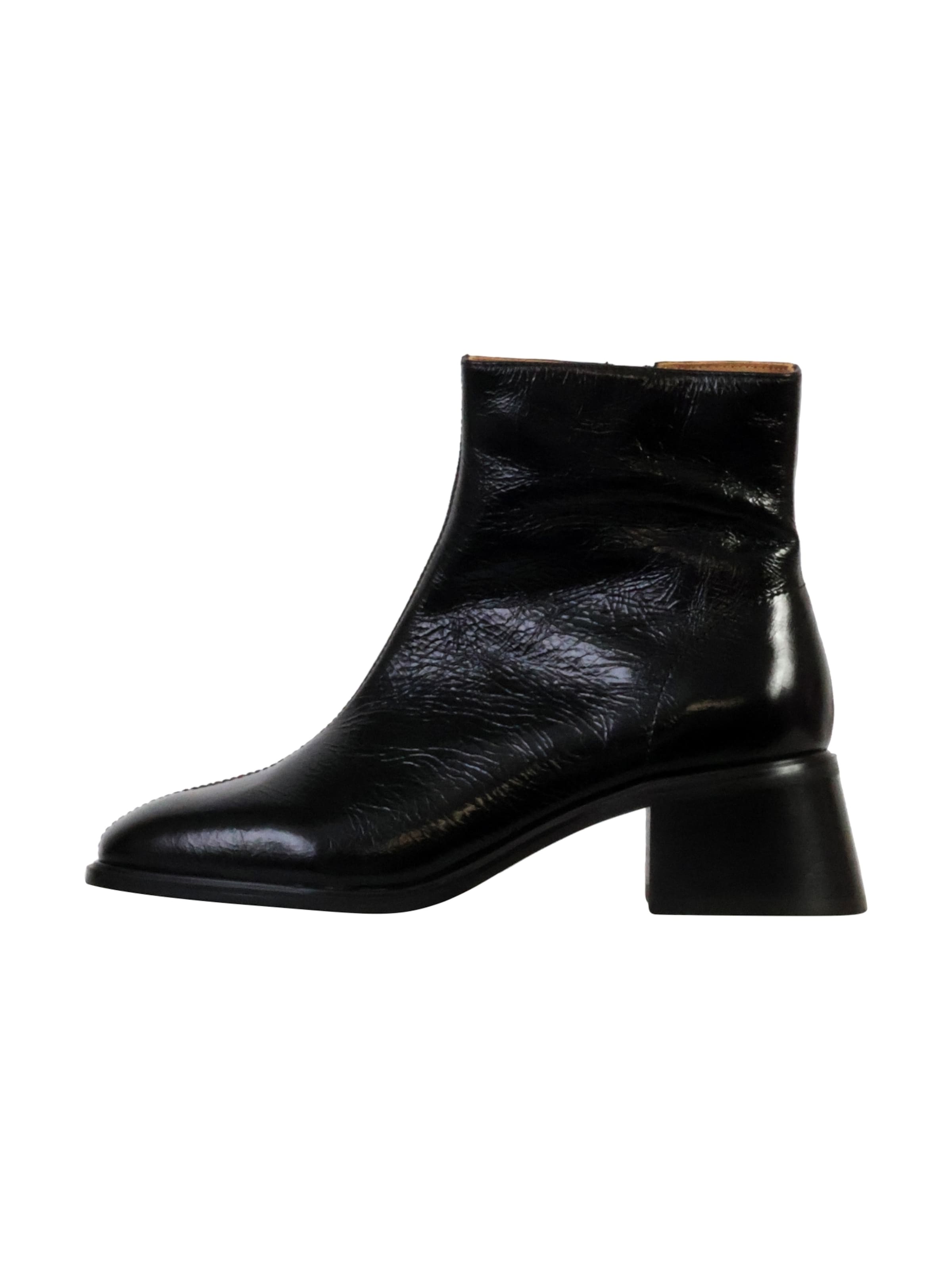 Ankle boots di Emilie Karston in nero