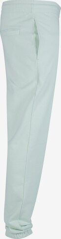 Effilé Pantalon Urban Classics en vert