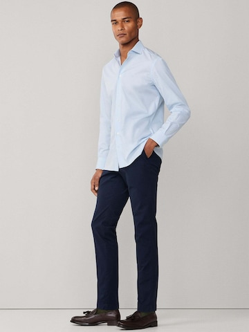 Coupe slim Pantalon chino Hackett London en bleu