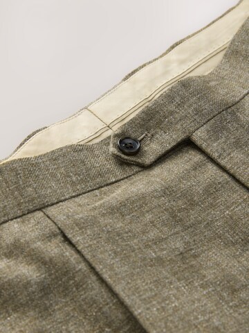 Next Slimfit Hose in Grün