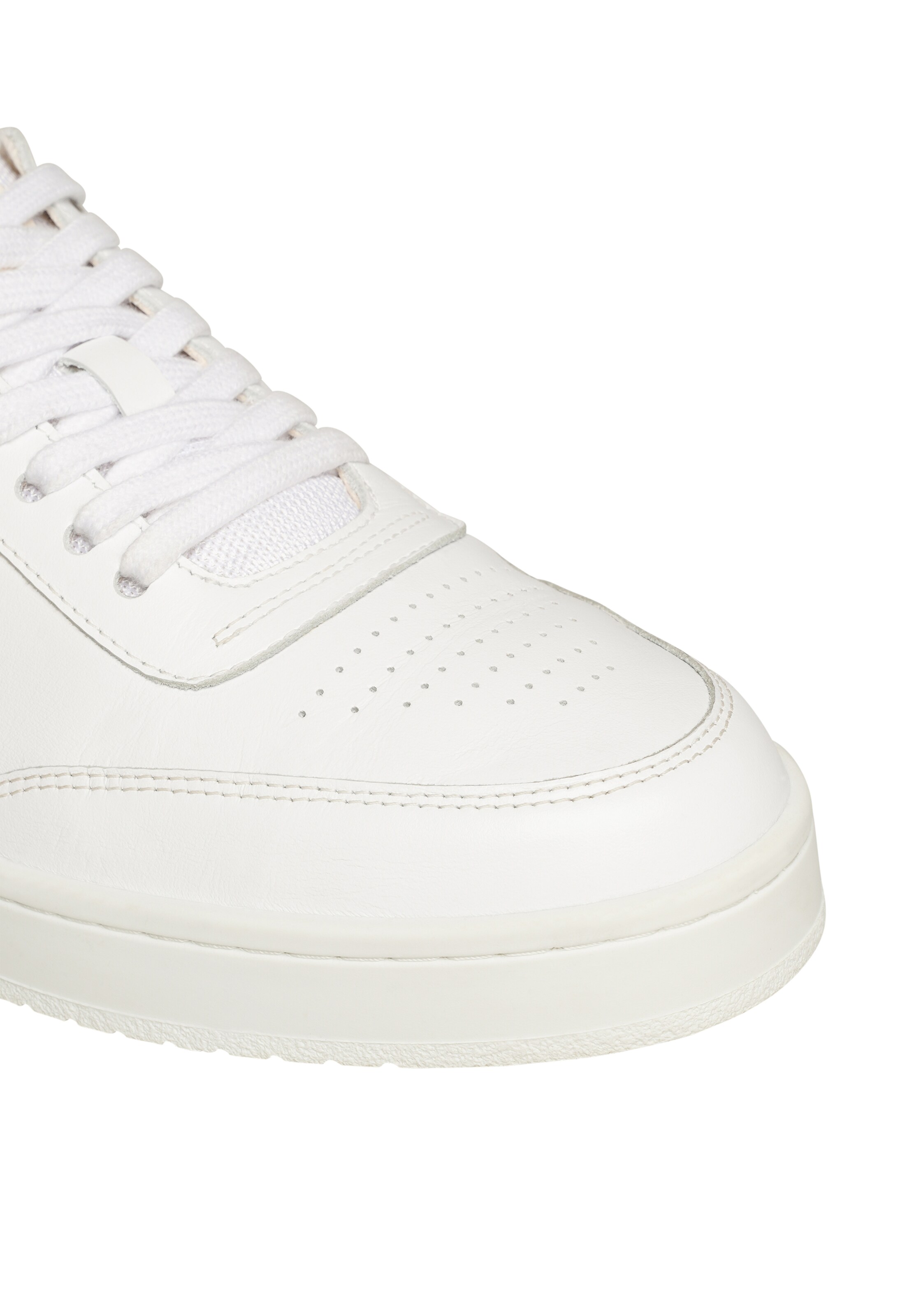 N91 Platform trainers ' Court ' in White