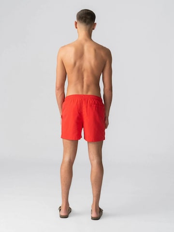 Shorts de bain ' Swimshorts ' TEESHOPPEN en rouge