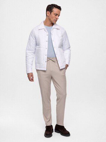 Antioch Between-season jacket 'Collar' in White