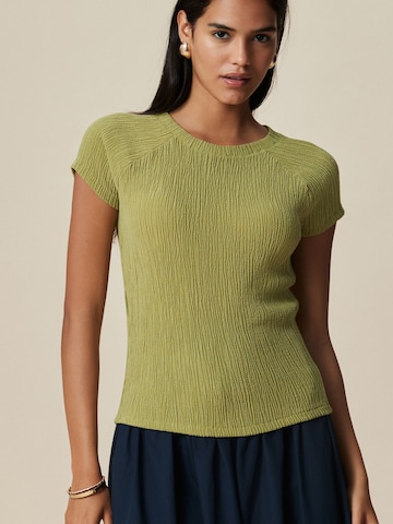 Next Blouse in Green: front