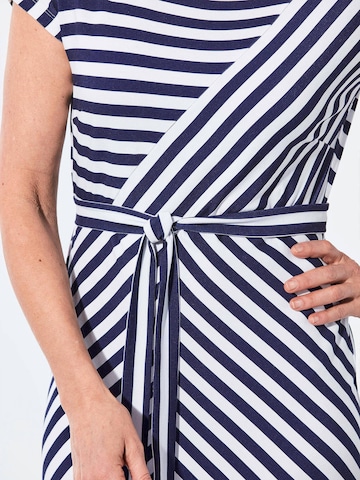 Goldner Sommerkleid in Weiß