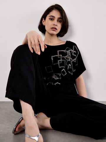 Apricot Shirt in Black