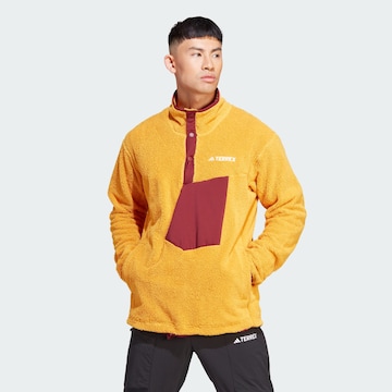 Pull-over de sport 'Xploric High-Pile-Fleece Pullover' ADIDAS TERREX en jaune : devant