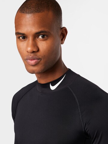 NIKE Sportshirt in Schwarz