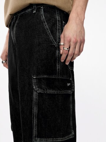 Loosefit Jeans cargo Pull&Bear en noir