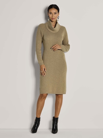 MADELEINE Strickkleid in Grün