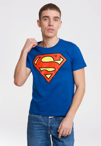 LOGOSHIRT T-Shirt 'SUPERMAN - LOGO' in Blau: predná strana