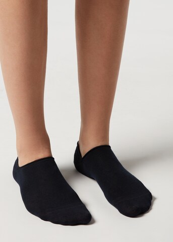 CALZEDONIA Ankle Socks in Blue: front