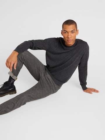 Pull-over BURTON MENSWEAR LONDON en gris : devant