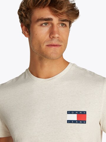 Tommy Jeans Koszulka 'ESSENTIAL' w kolorze beżowy