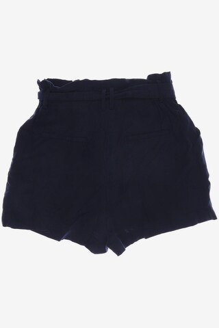 Bershka Shorts S in Blau