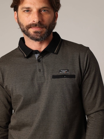 Coupe regular T-Shirt 'Drexloni' Deeluxe en vert