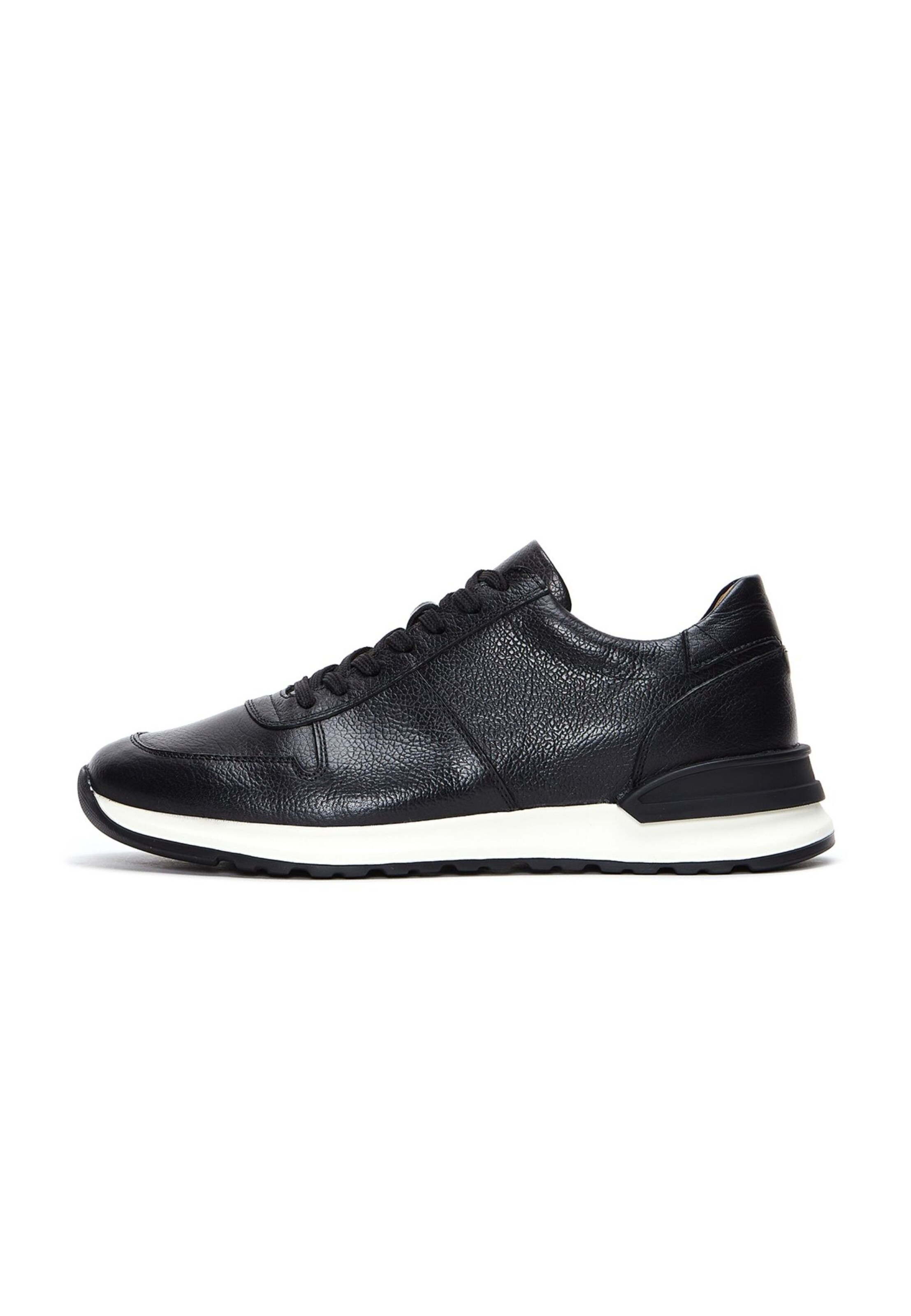 Sneaker bassa di Derimod in nero: frontale