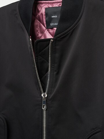 MANGO Prehodna jakna 'Alfa' | črna barva