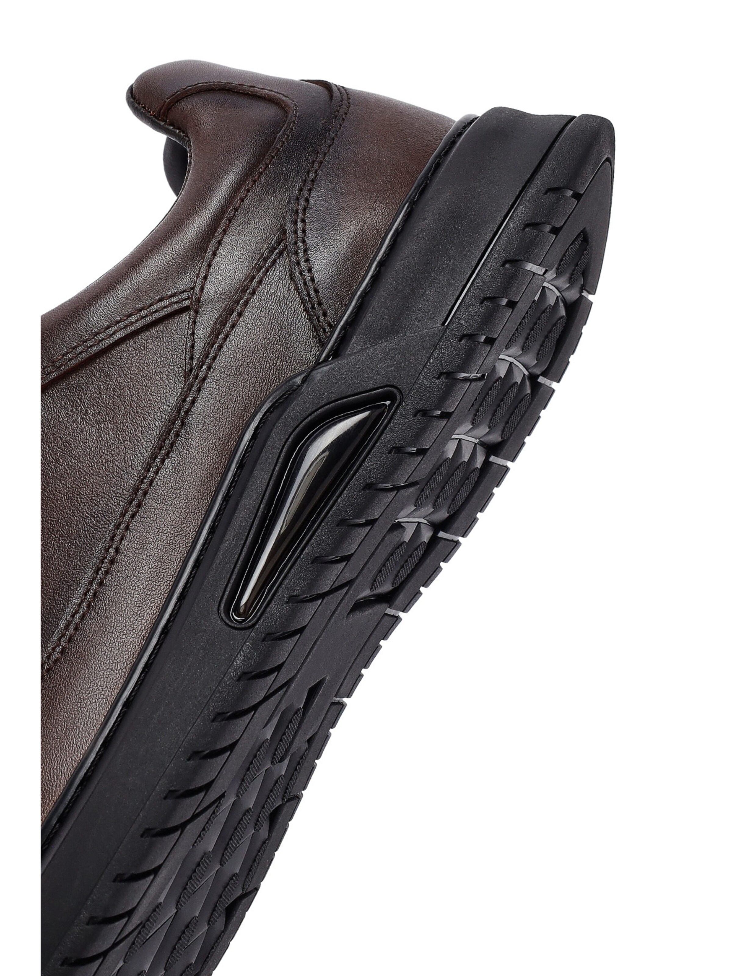 Sneaker bassa di Derimod in marrone