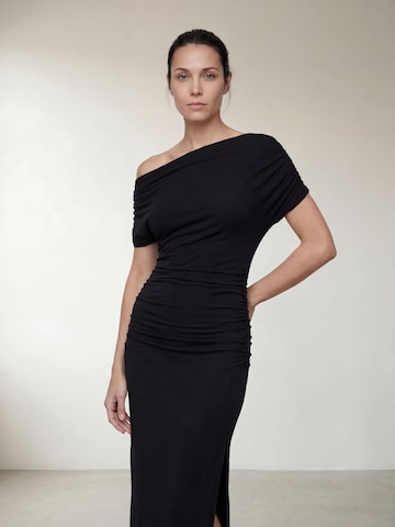 Abito 'The Caroline Dress' di ARMIE in nero