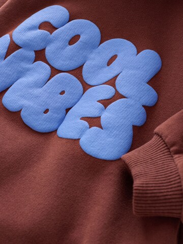 Sweat Next en rouge