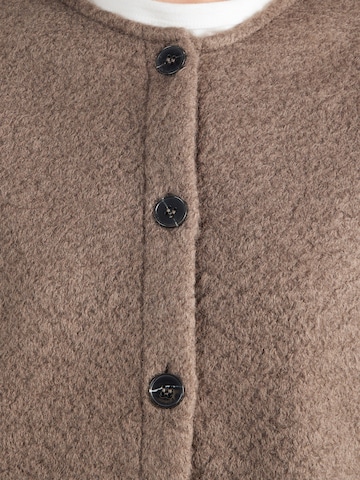 Giacca di mezza stagione 'PCOLINE' di PIECES in marrone