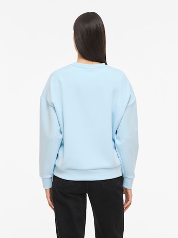 Sweat-shirt 'VISif' VILA en bleu