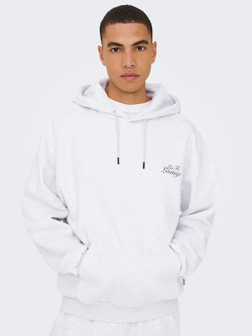 Sweat-shirt 'ONSCERES CHILL' Only & Sons en gris