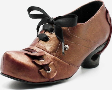 TIGGERS Platform Heels in Brown: front