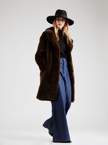 Cappotto invernale di STAND STUDIO in marrone