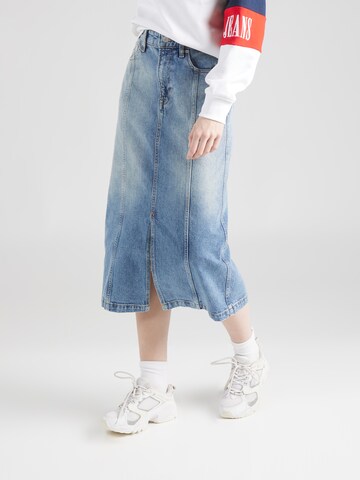 Tommy Jeans Spódnica 'Claire' w kolorze niebieski: przód