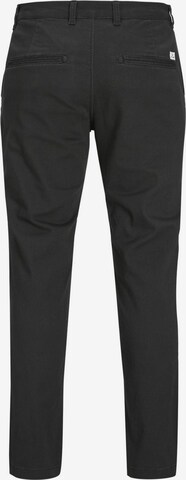 Coupe slim Pantalon chino JACK & JONES en noir