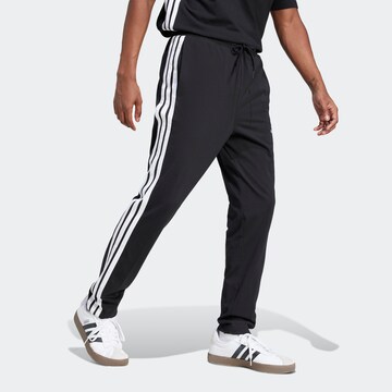 regular Pantaloni sportivi di ADIDAS SPORTSWEAR in nero