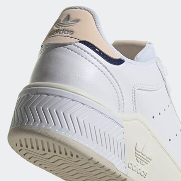 Sneaker low 'Court Tourino Bold' de la ADIDAS ORIGINALS pe alb