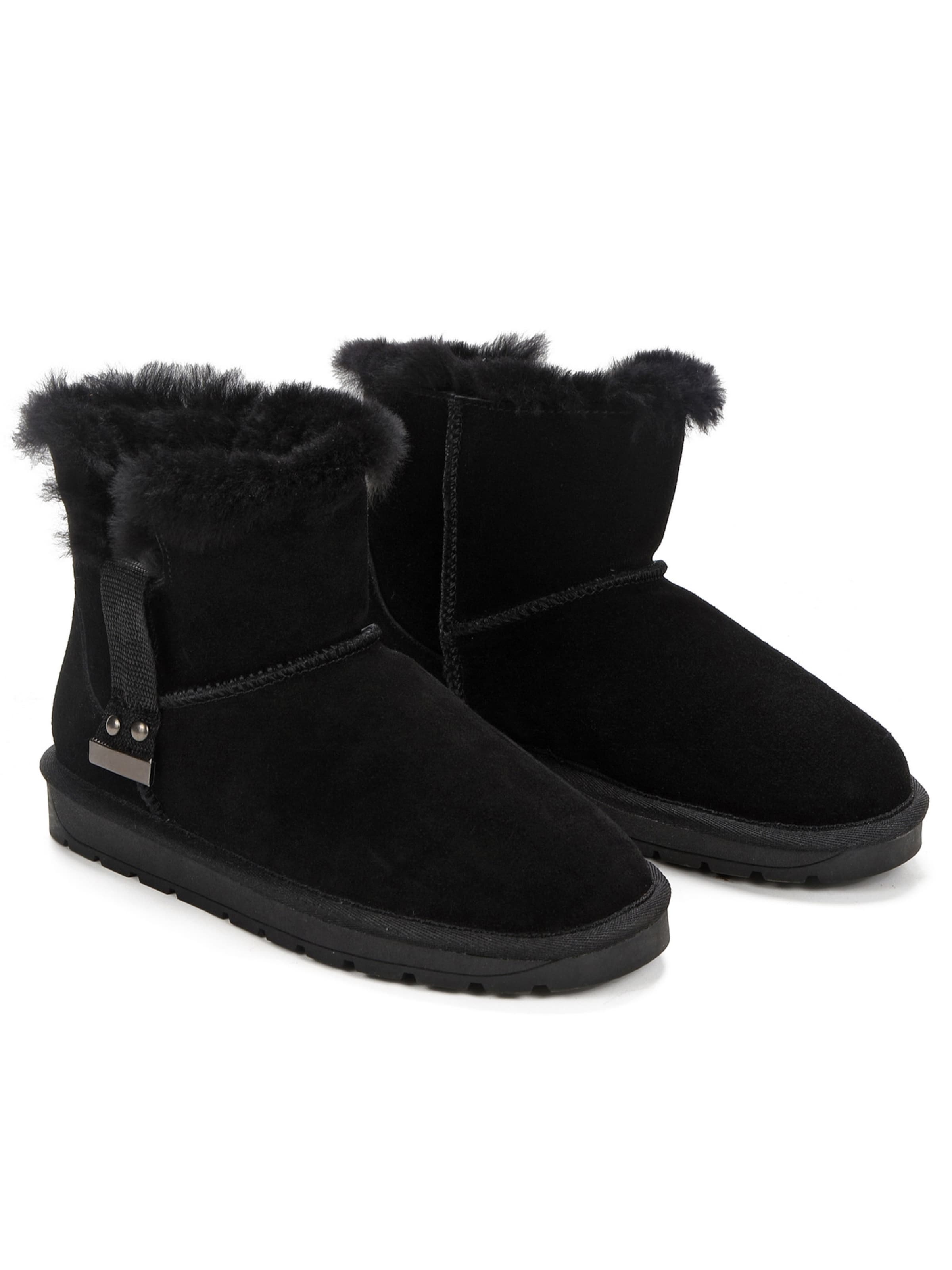 Gooce Bootsit 'Gabia' värissä musta