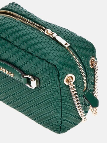 GUESS Tasche 'Tasche ' in Grün