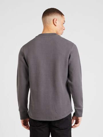 Tricou de la Calvin Klein Jeans pe gri