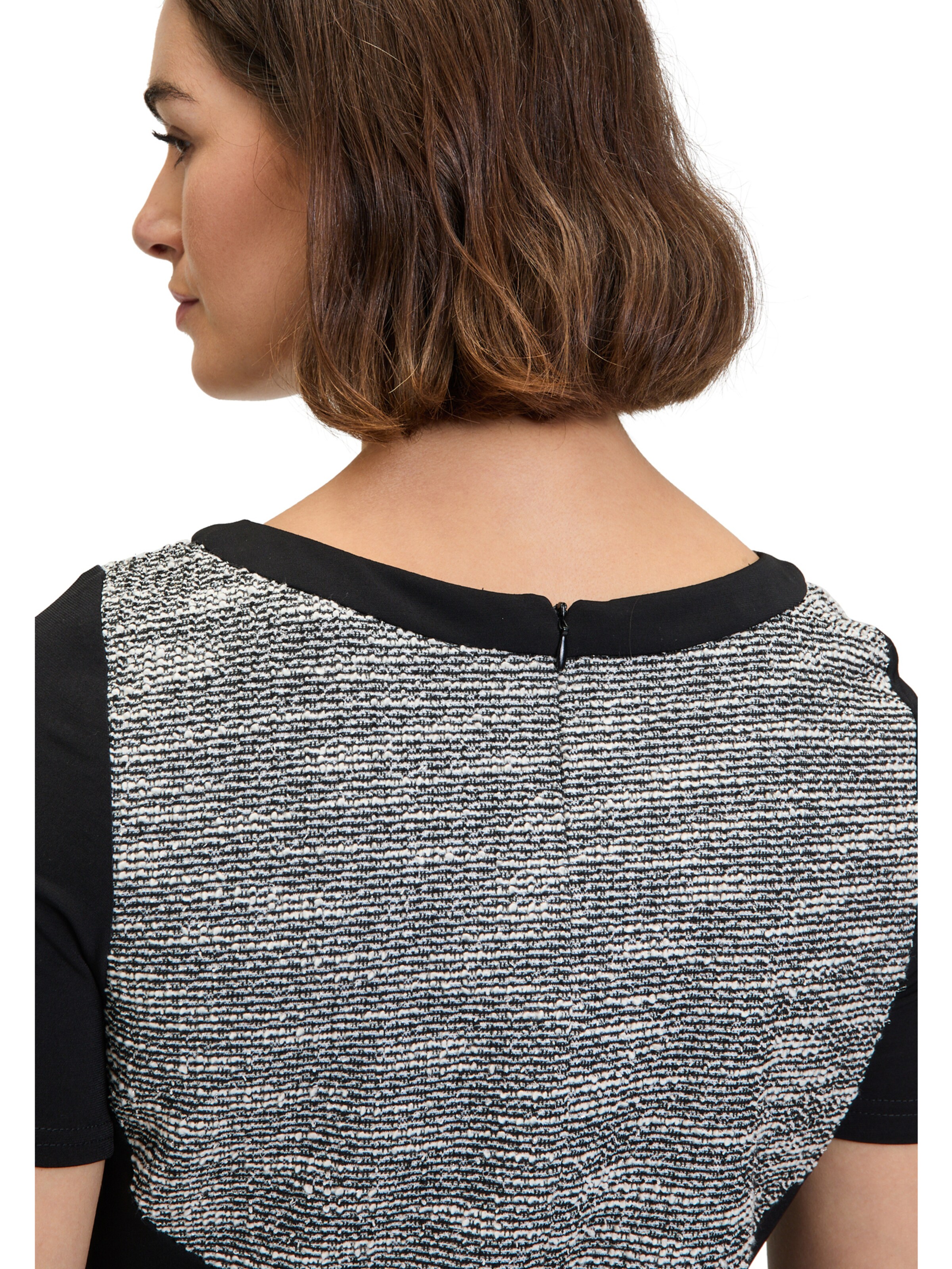 Abito da cocktail di Vera Mont in grigio