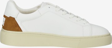 Baskets basses GANT en blanc