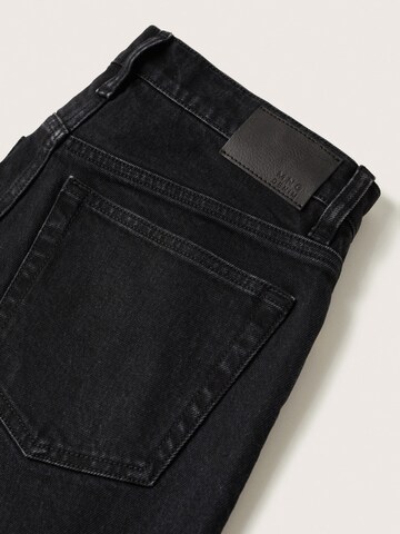Regular Jeans 'Premium' de la MANGO pe negru