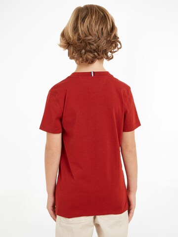 TOMMY HILFIGER T-Shirt 'ESSENTIAL' in Rot