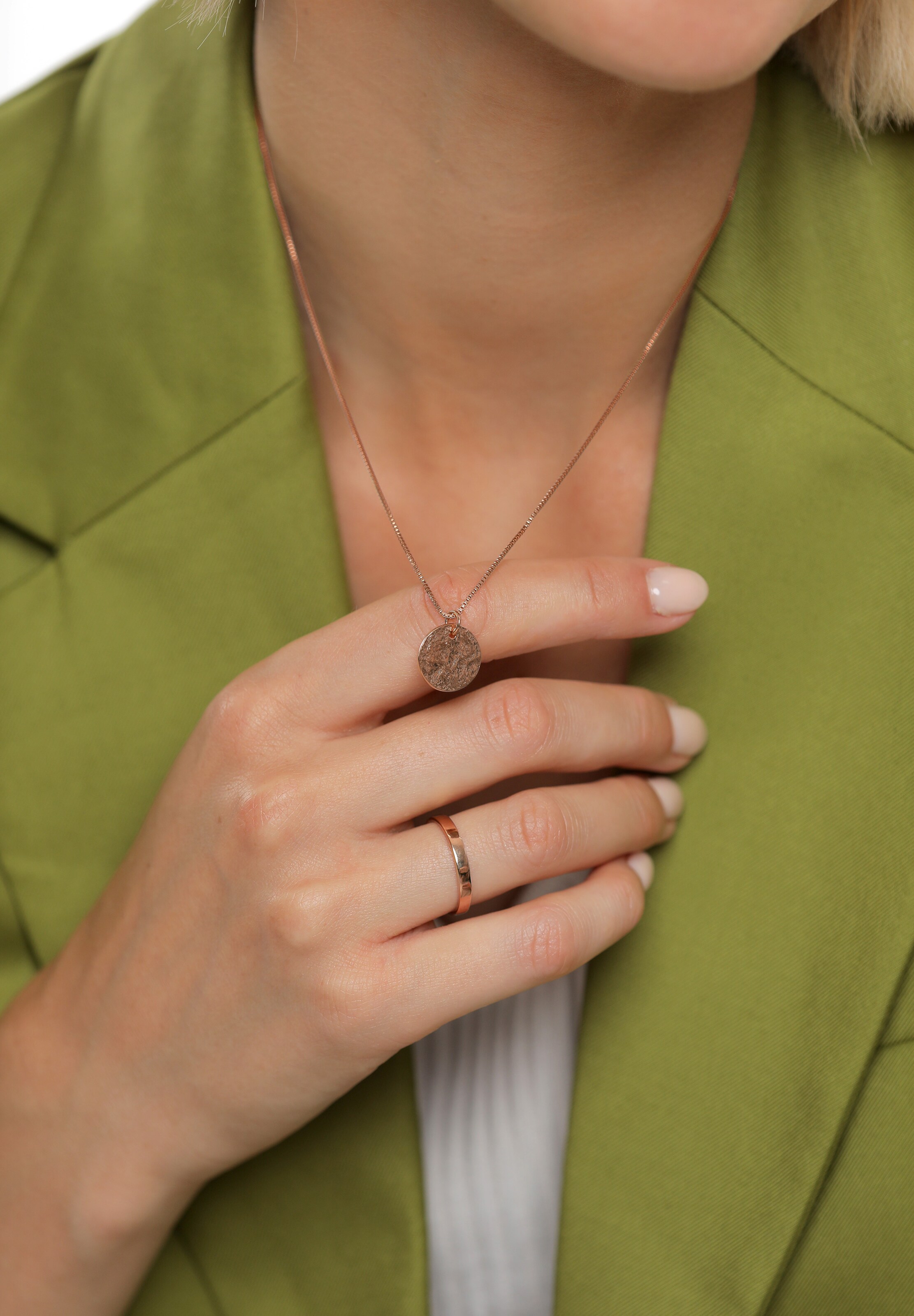 ELLI Necklace in Gold