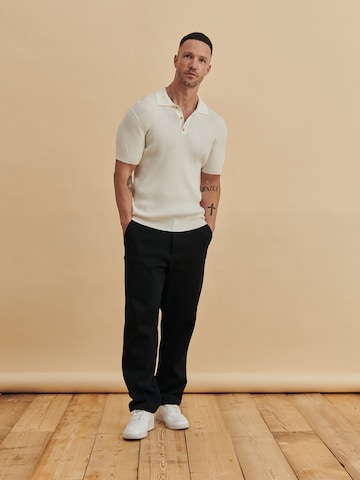 DAN FOX APPAREL قميص 'Ferdinand' بلون أبيض