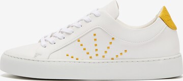 NINE TO FIVE Sneakers 'Grácia' in Yellow: front