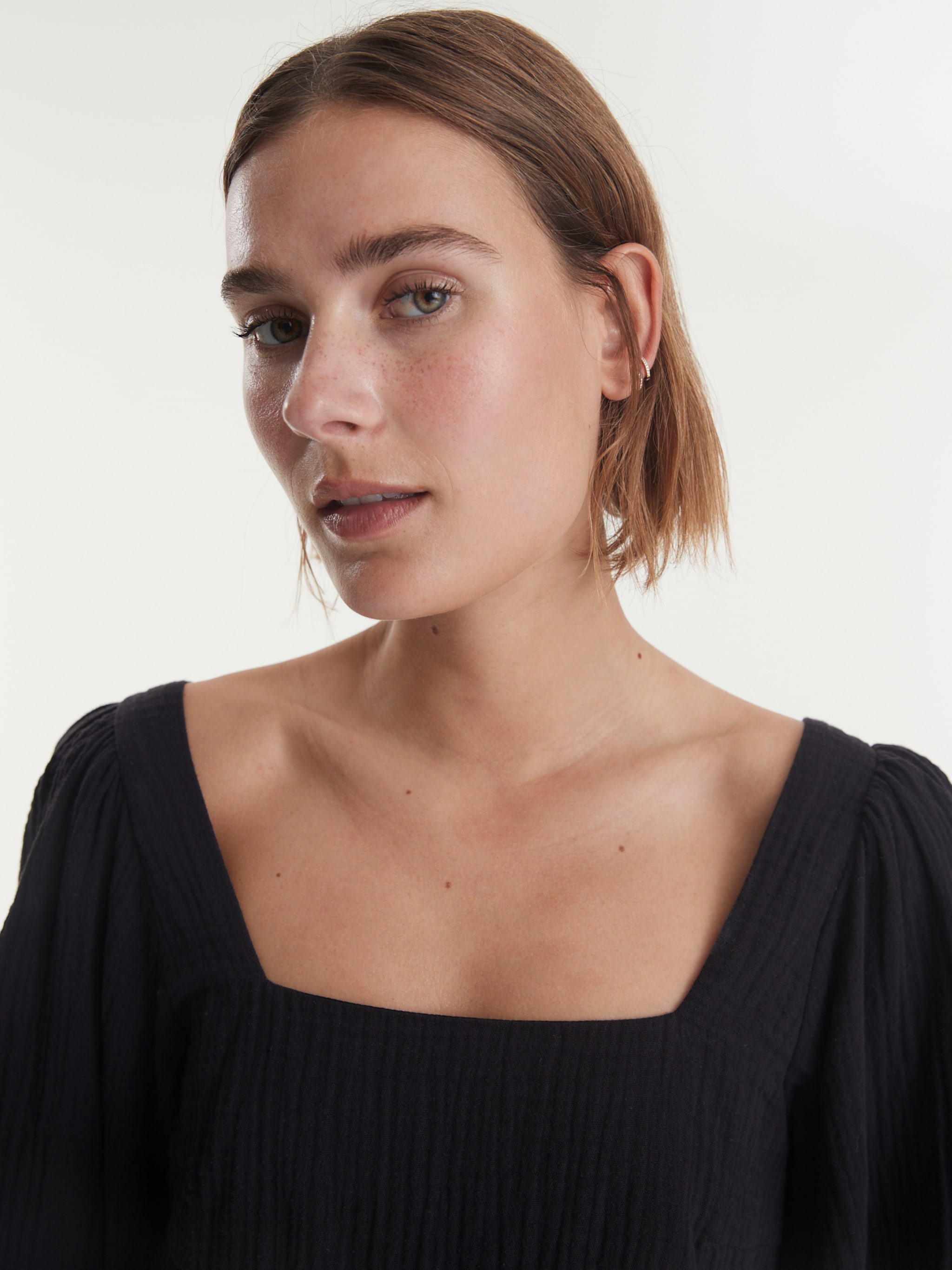 EDITED Prodotti Abito 'Carry' nero