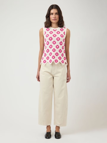 Top di YAS in bianco
